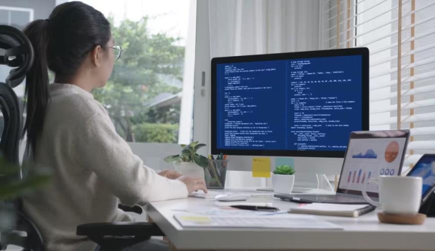 邹城市企业数字化解决方案:机器学习赋能商业模式升级的核心路径